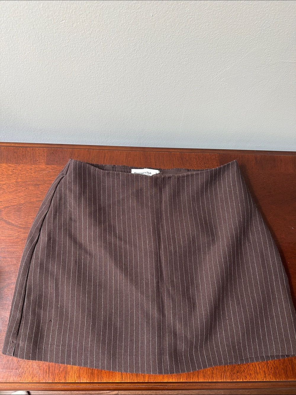 Abercrombie and Fitch scarlet mini skort